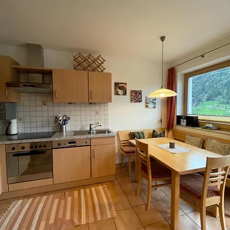 Haus Harbauer * Нойштифт-им-Штубайталь